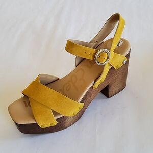New Sam Edelman Yellow Suede Leather Wood Platform Heel Sandals Size 7.5